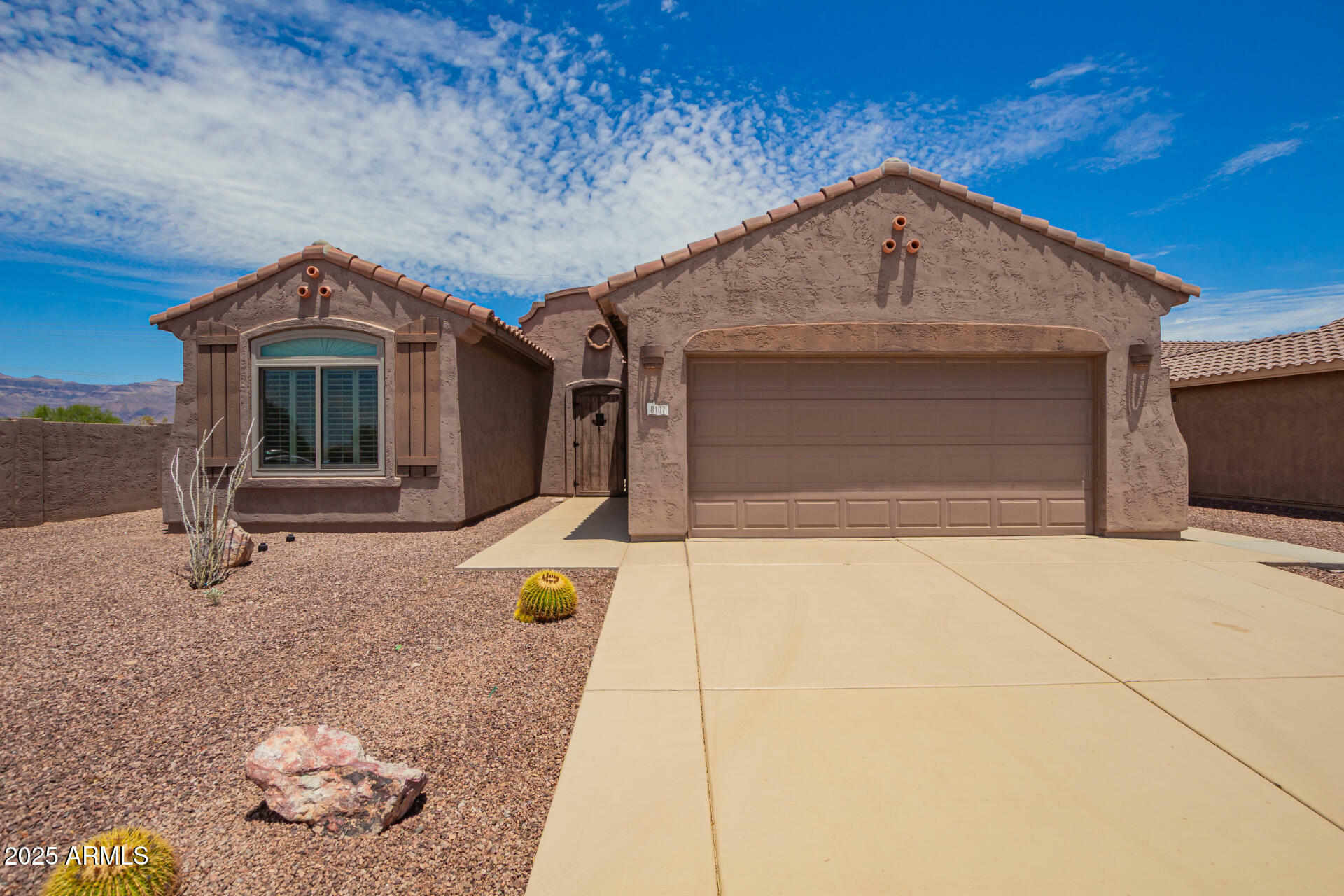 Property Photo: 8107 S Mountain Air Lane AZ 85118