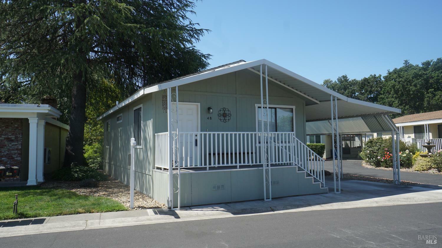 Property Photo:  48 Colonial Park Drive  CA 95403 