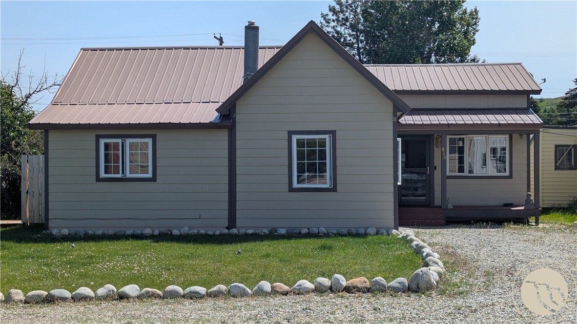 820 N Bonner Avenue  Red Lodge MT 59068 photo