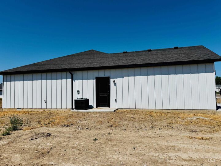 Property Photo: 1501 Parker Dr ID 83350