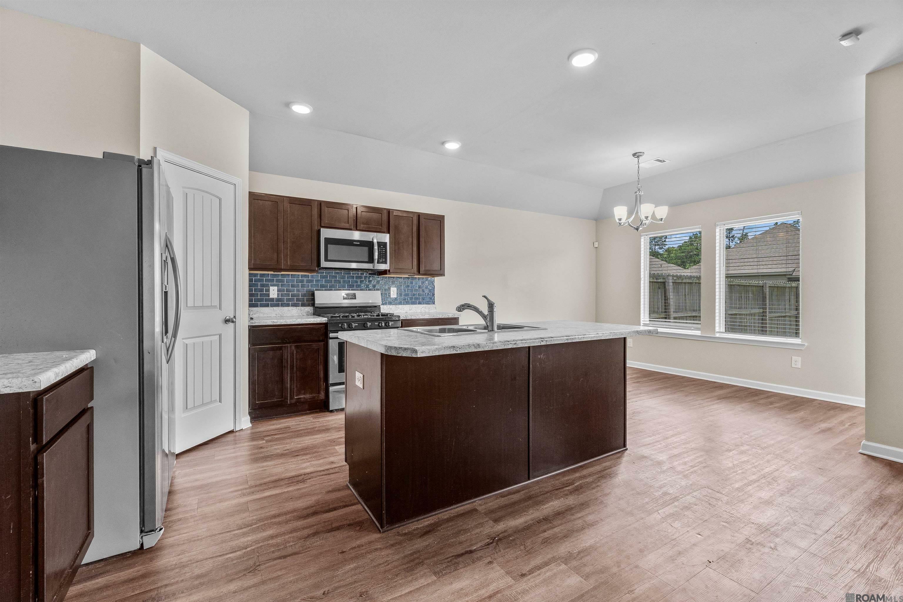 Property Photo: 28445 Evangeline Ln LA 70711