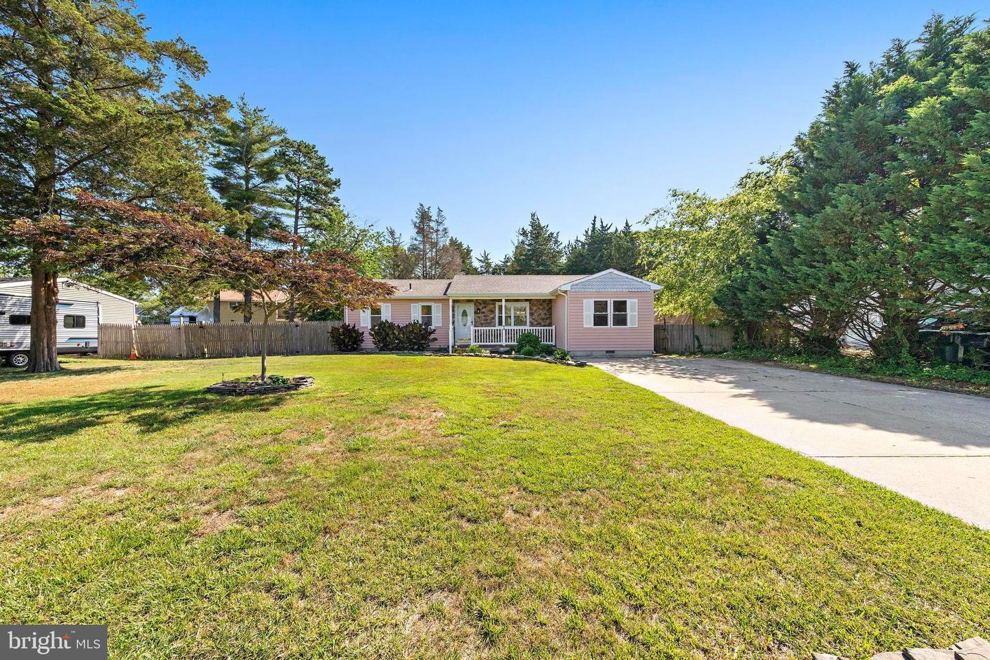Property Photo:  43 Walnut Street  NJ 08087 