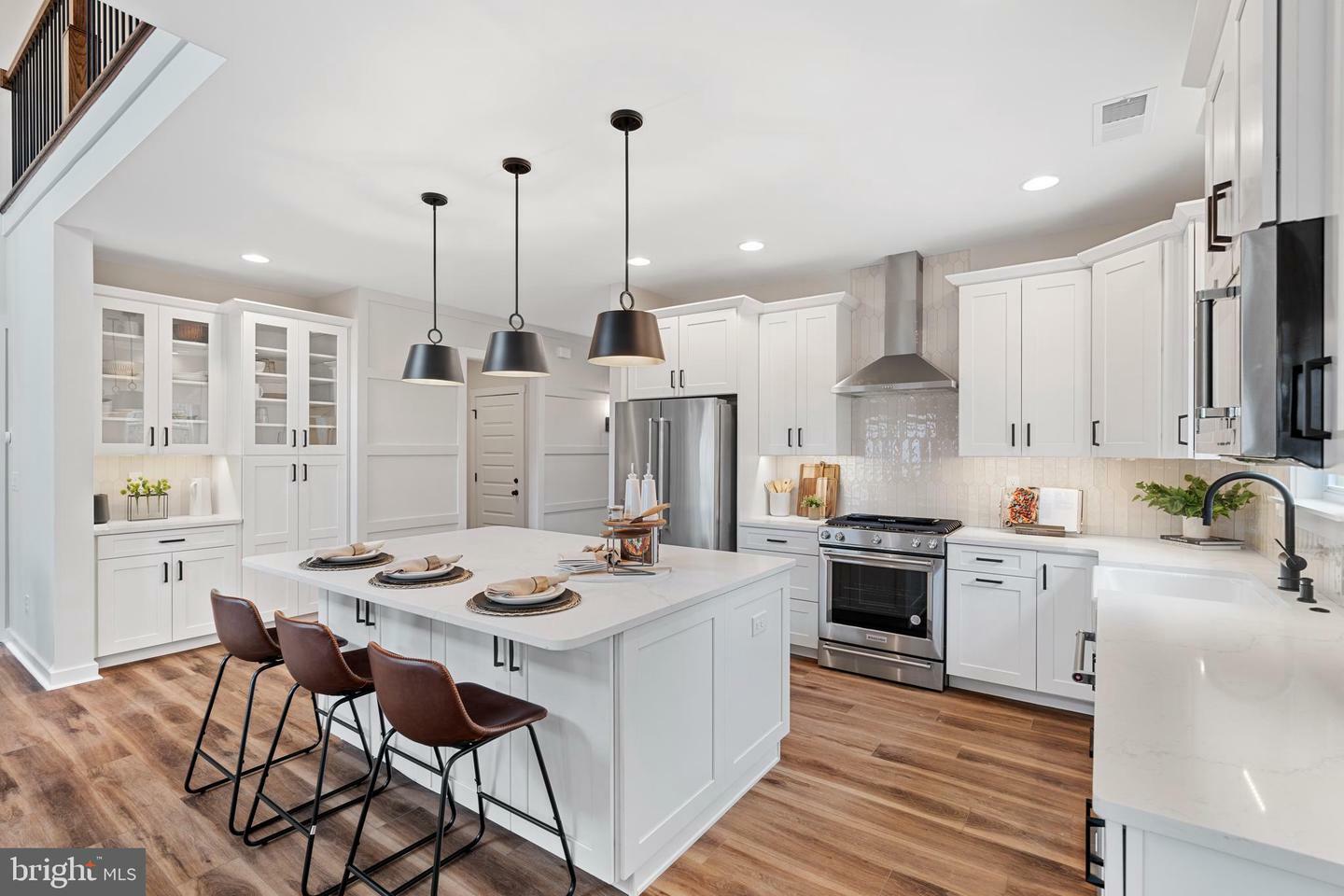 Property Photo:  900 Skip Lane Savannah  PA 17537 
