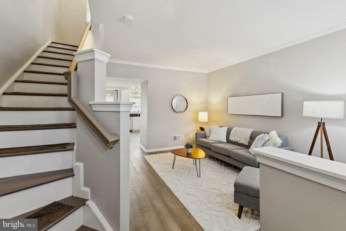 Property Photo: 44203 Litchfield Terrace VA 20147