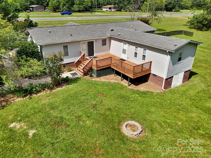 Property Photo:  329 W Red Cross Road  NC 28129 