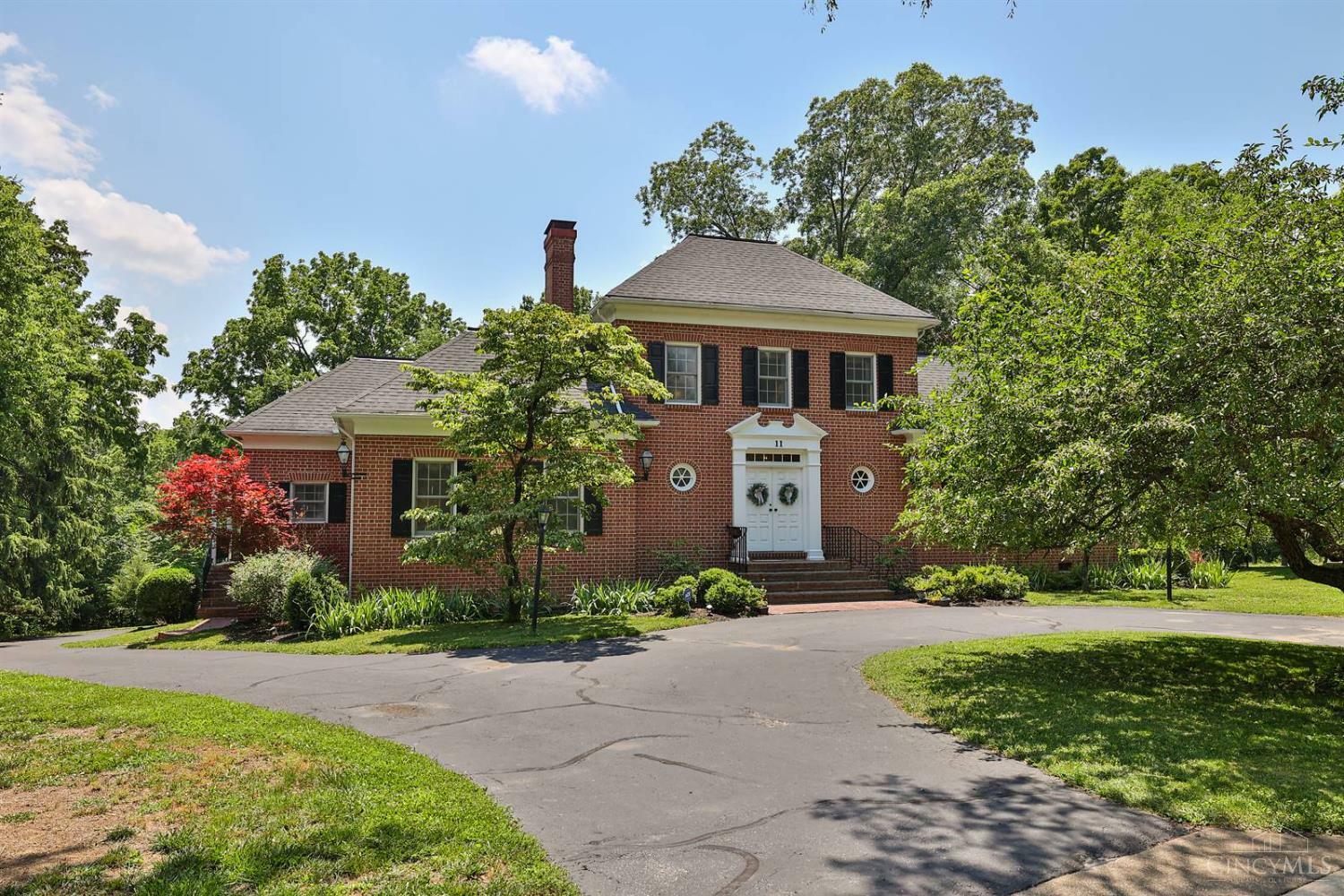 Property Photo: 11 Peterson Place OH 45177