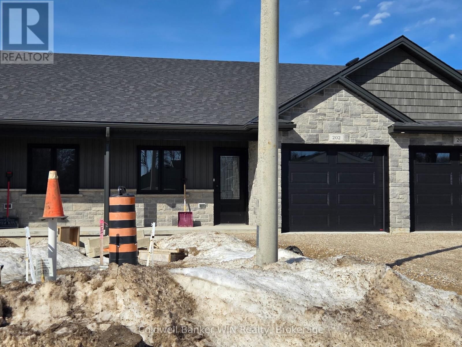 Photo de la propriété:  202 Elgin Street  ON N0G 2P0 