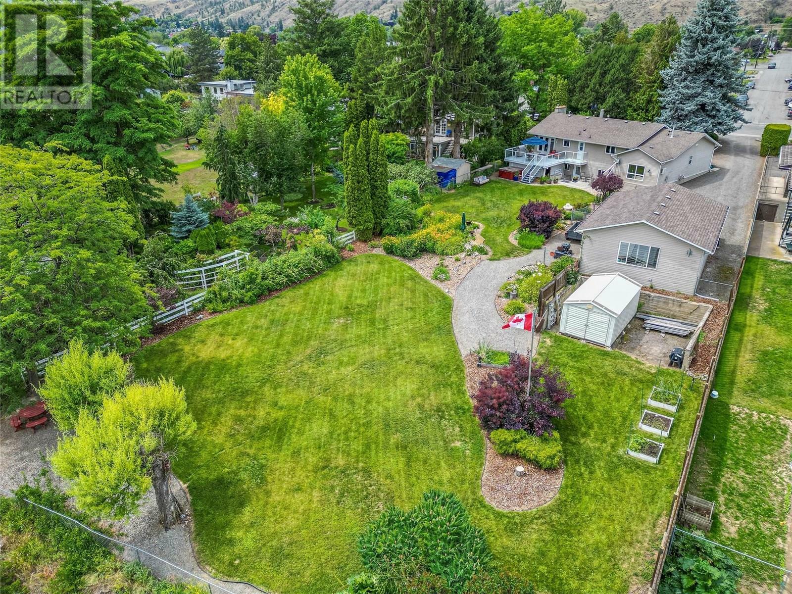 Photo de la propriété: 2875 Bank Road BC V2B 6V5
