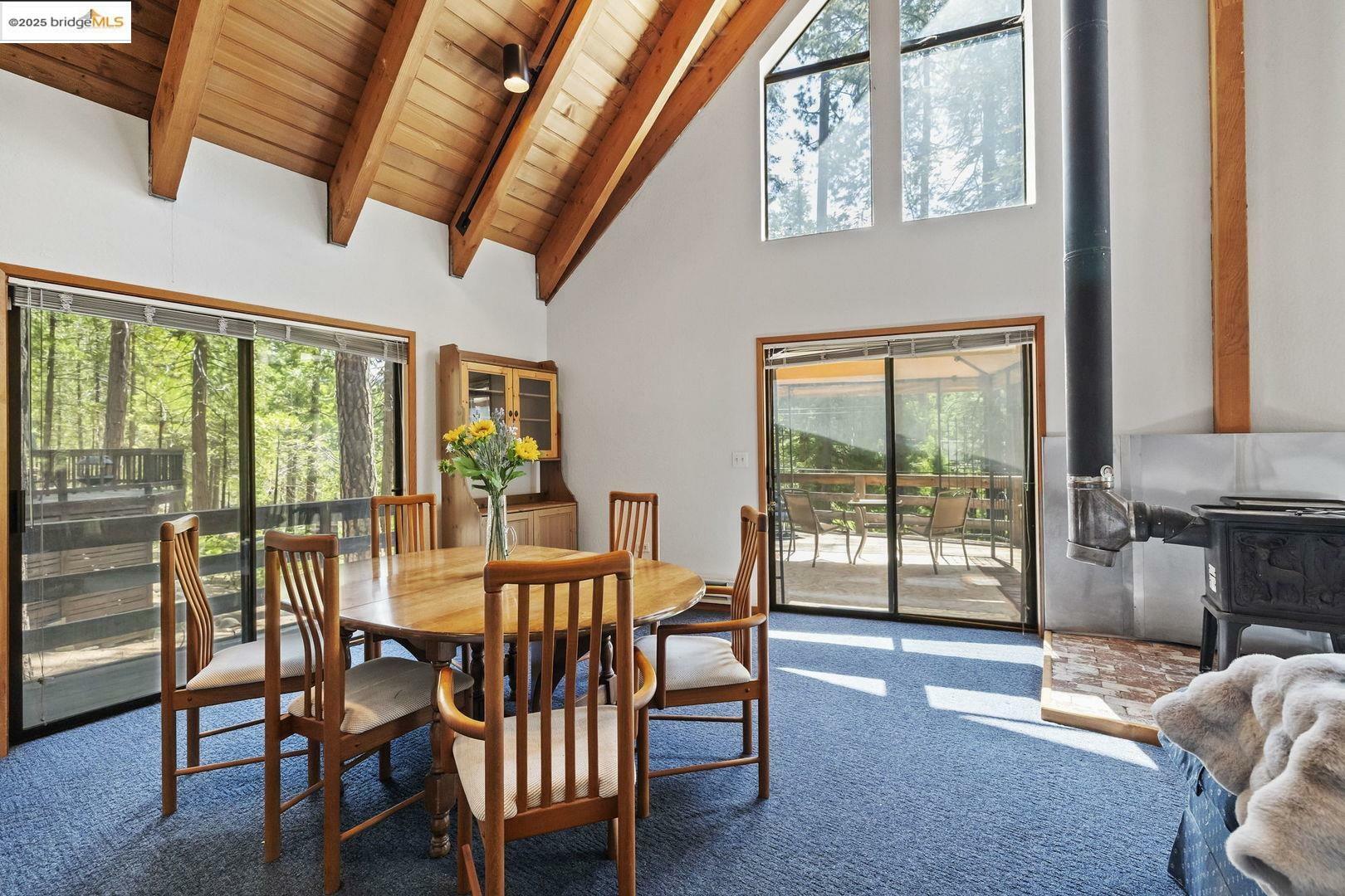 Property Photo: 90 Pinecrest Ave CA 95364