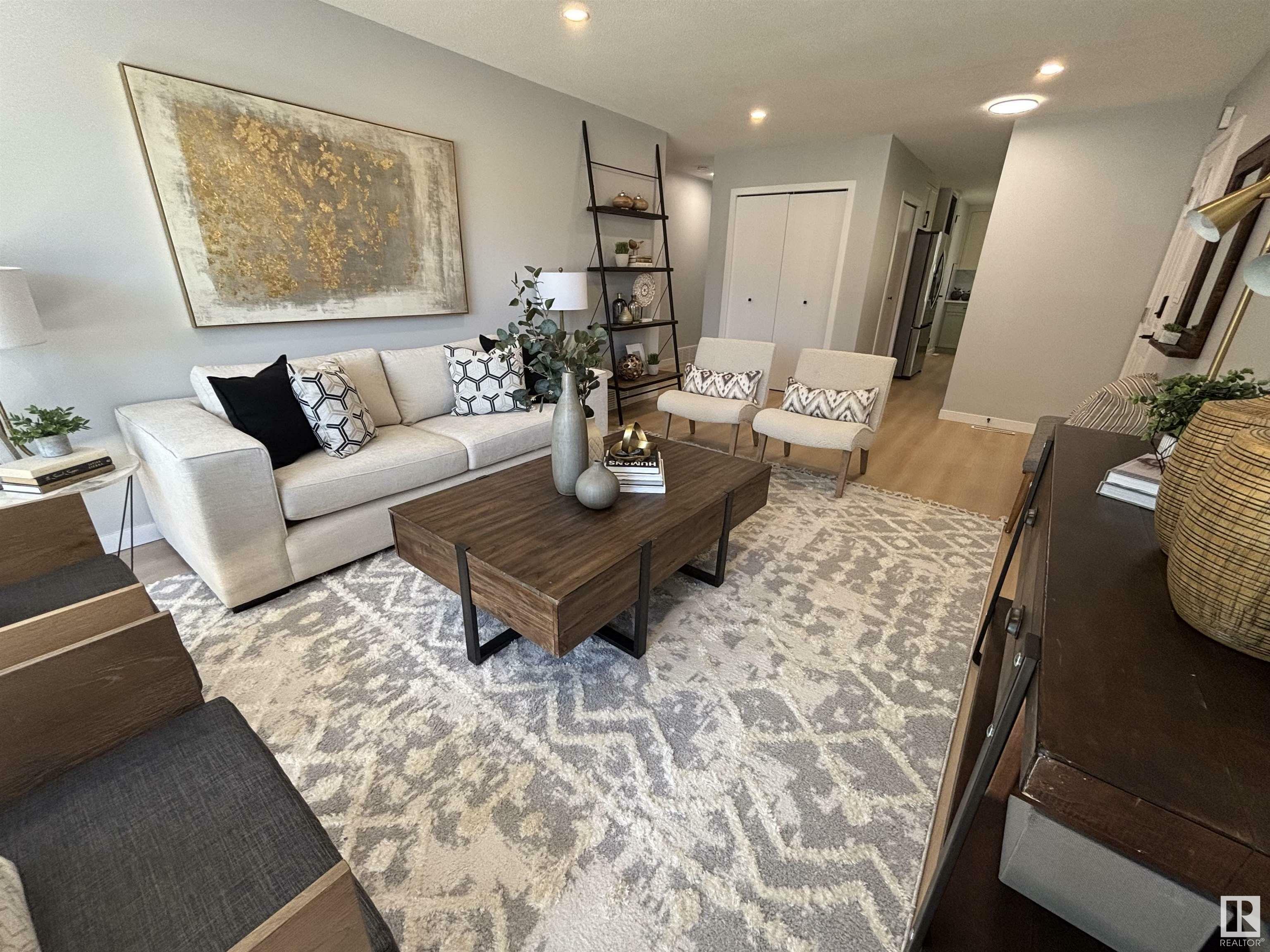 Photo de la propriété: 867 Alder Avenue AB T8A 1V4