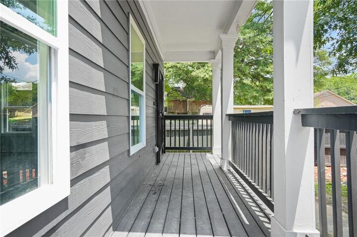 Property Photo:  935 Pelham Street NW  GA 30318 