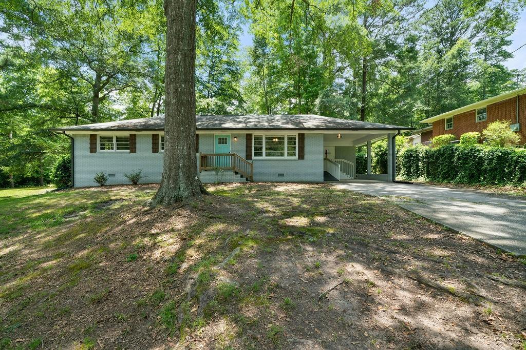 Property Photo: 506 Bolijeri Boulevard GA 30180