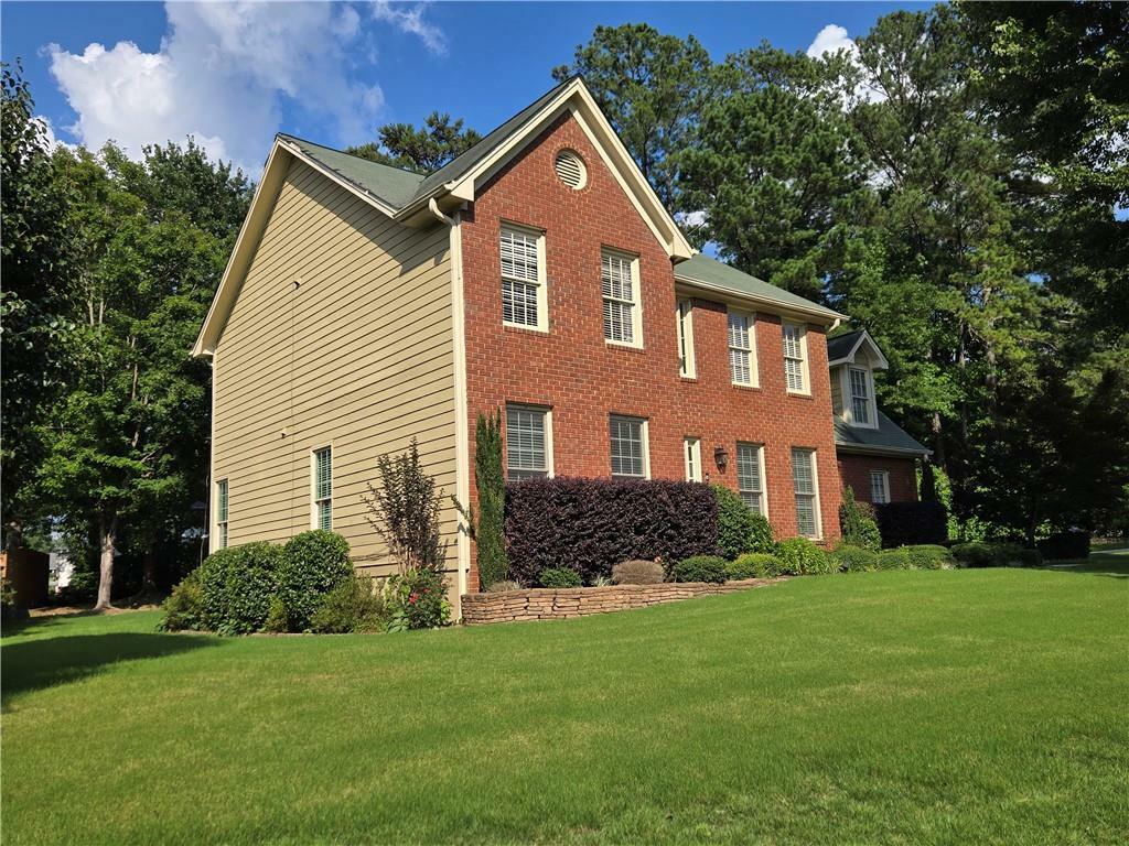 Property Photo: 2209 Willow Crest Circle GA 30044