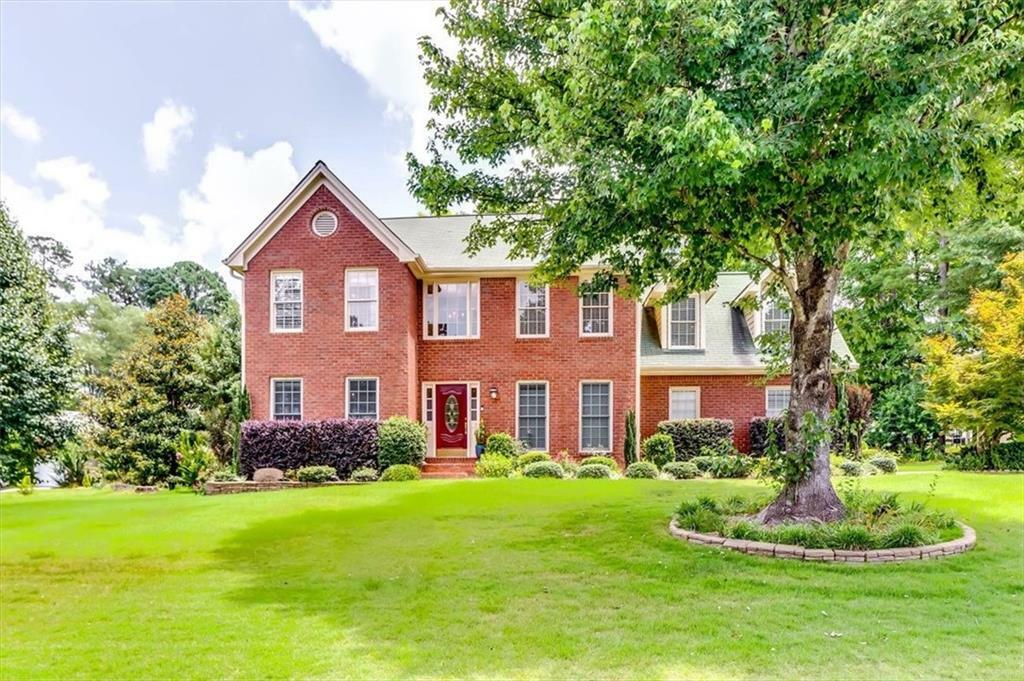 Property Photo: 2209 Willow Crest Circle GA 30044