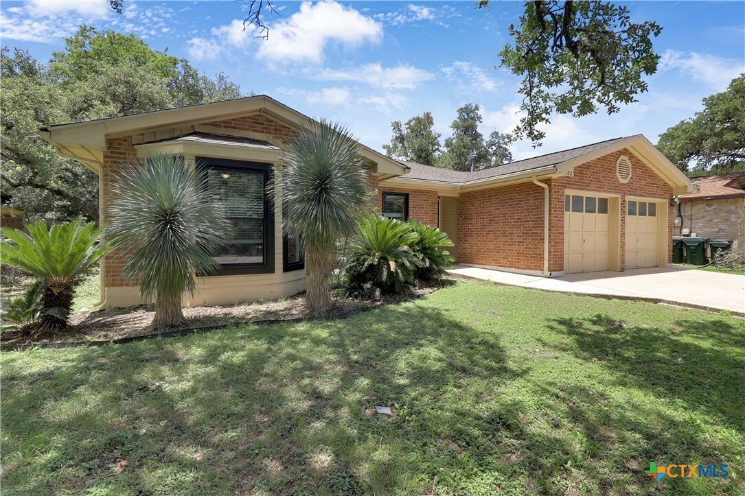 Property Photo: 1928 Ramona Circle TX 78666