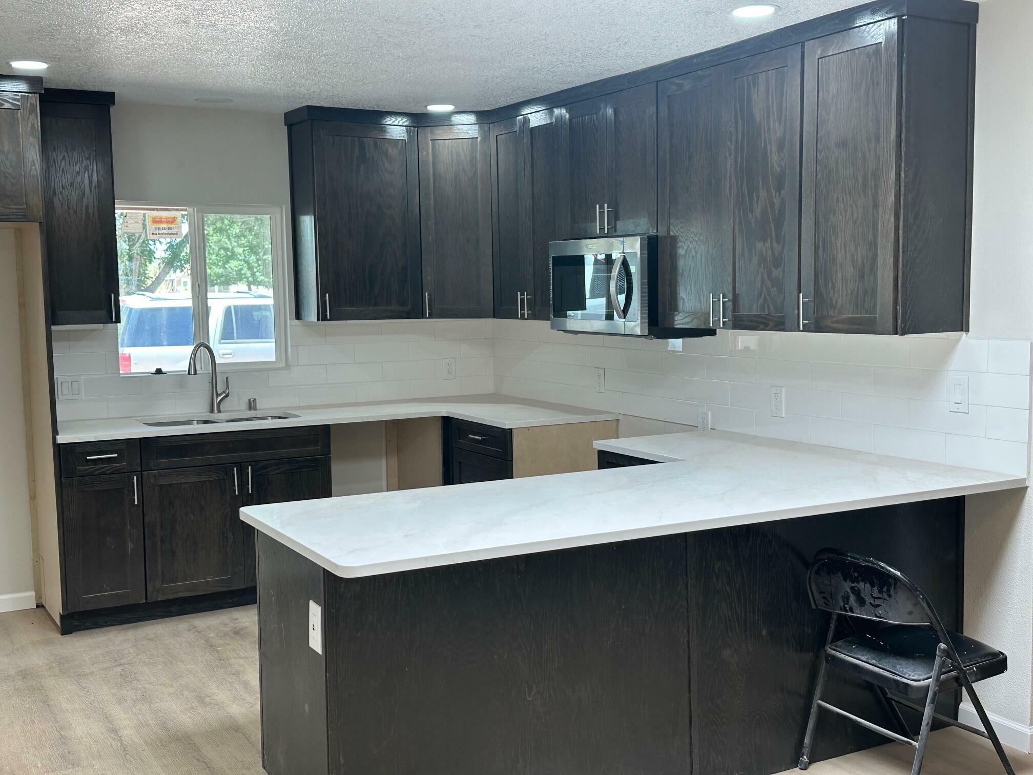 Property Photo: 5512 Arvilla Avenue NE NM 87111