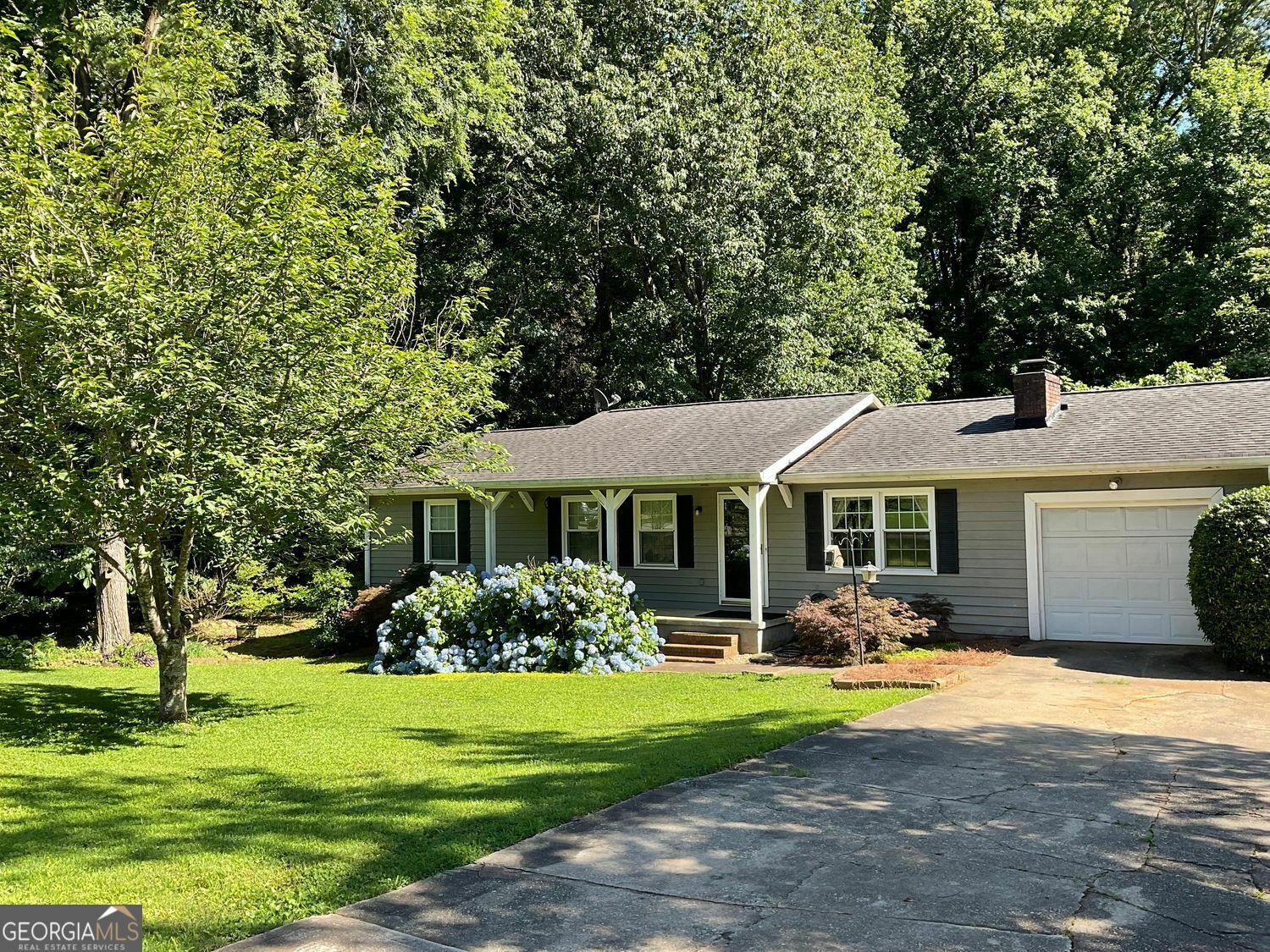 Property Photo: 2832 Jordan Forest Trail Northwest GA 30044