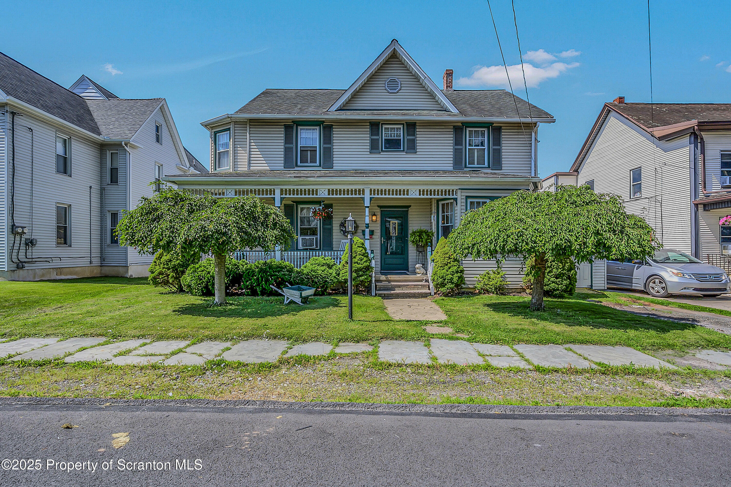 216 Cherry Street  Dunmore PA 18512 photo