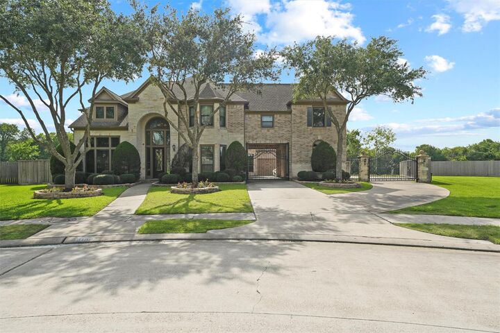 Property Photo: 3100 Richard Lane TX 77546