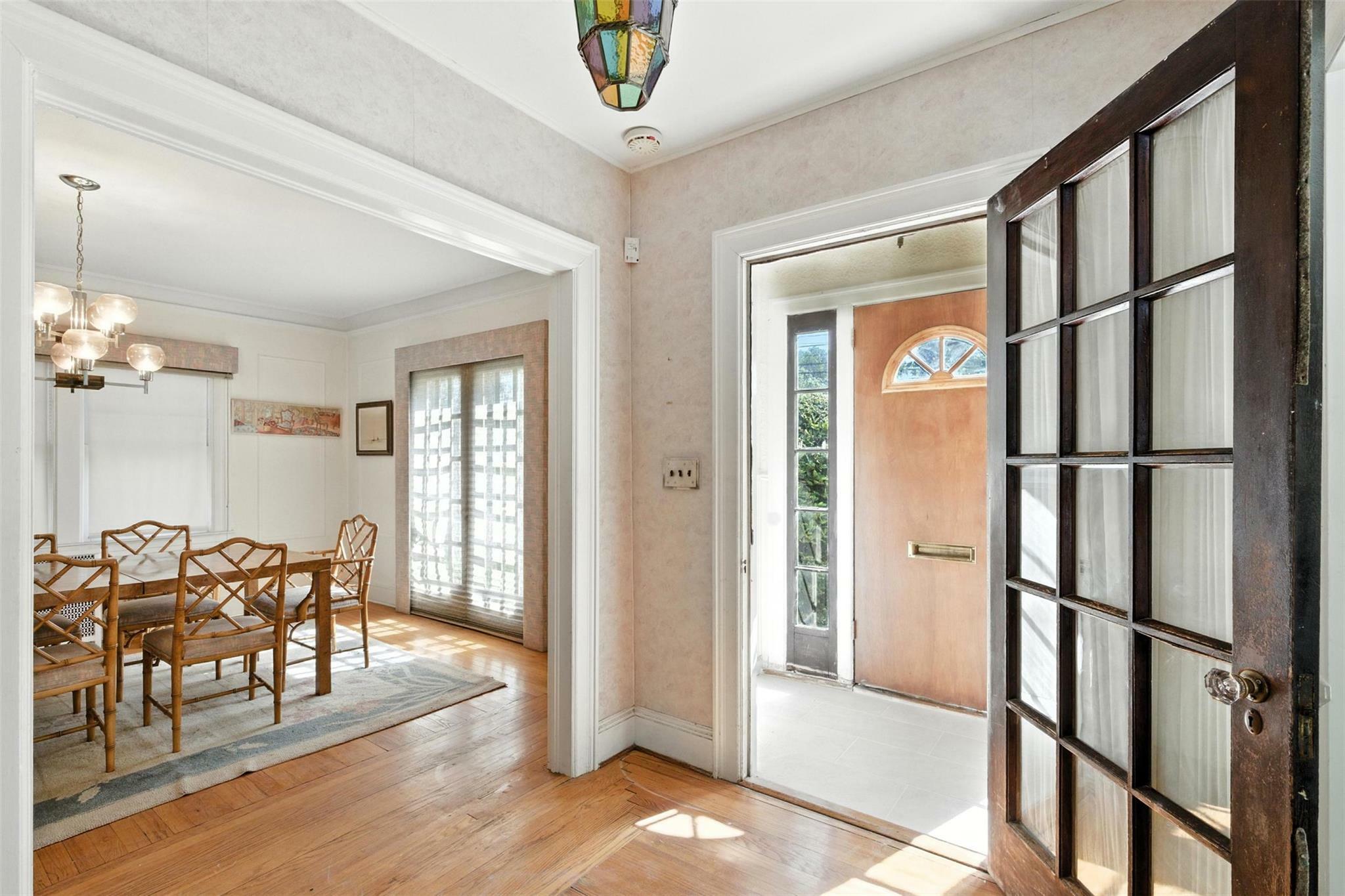 Property Photo: 172 N Columbus Avenue NY 10553