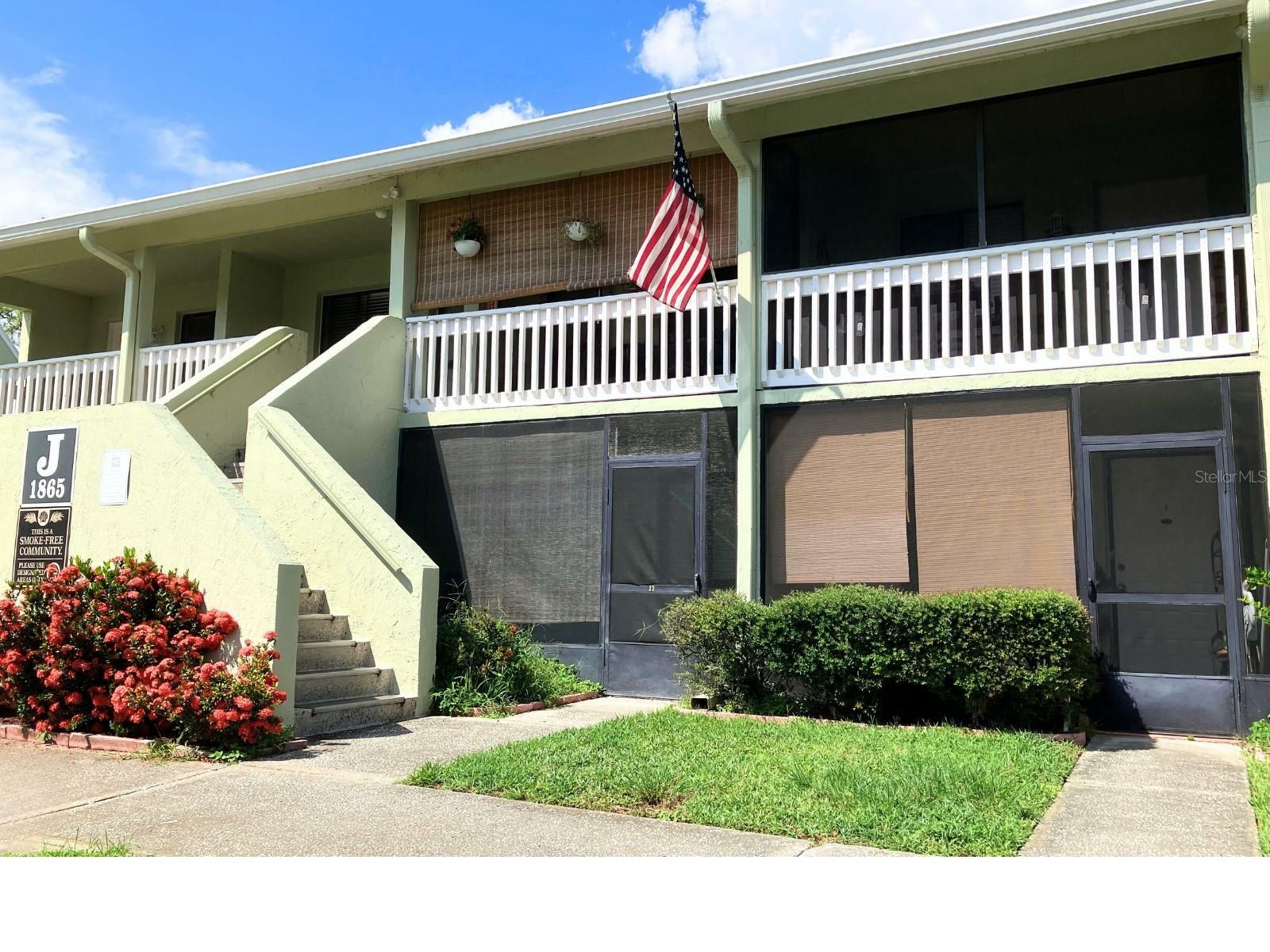 Property Photo: 1865 Mazo Manor 1 FL 33558