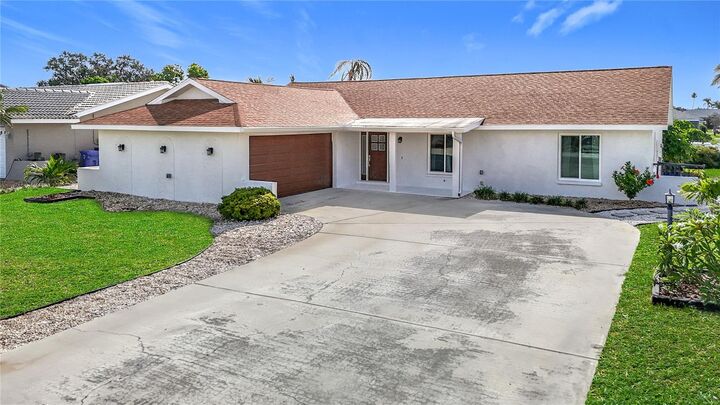 Property Photo: 6341 Cocoa Lane FL 33572