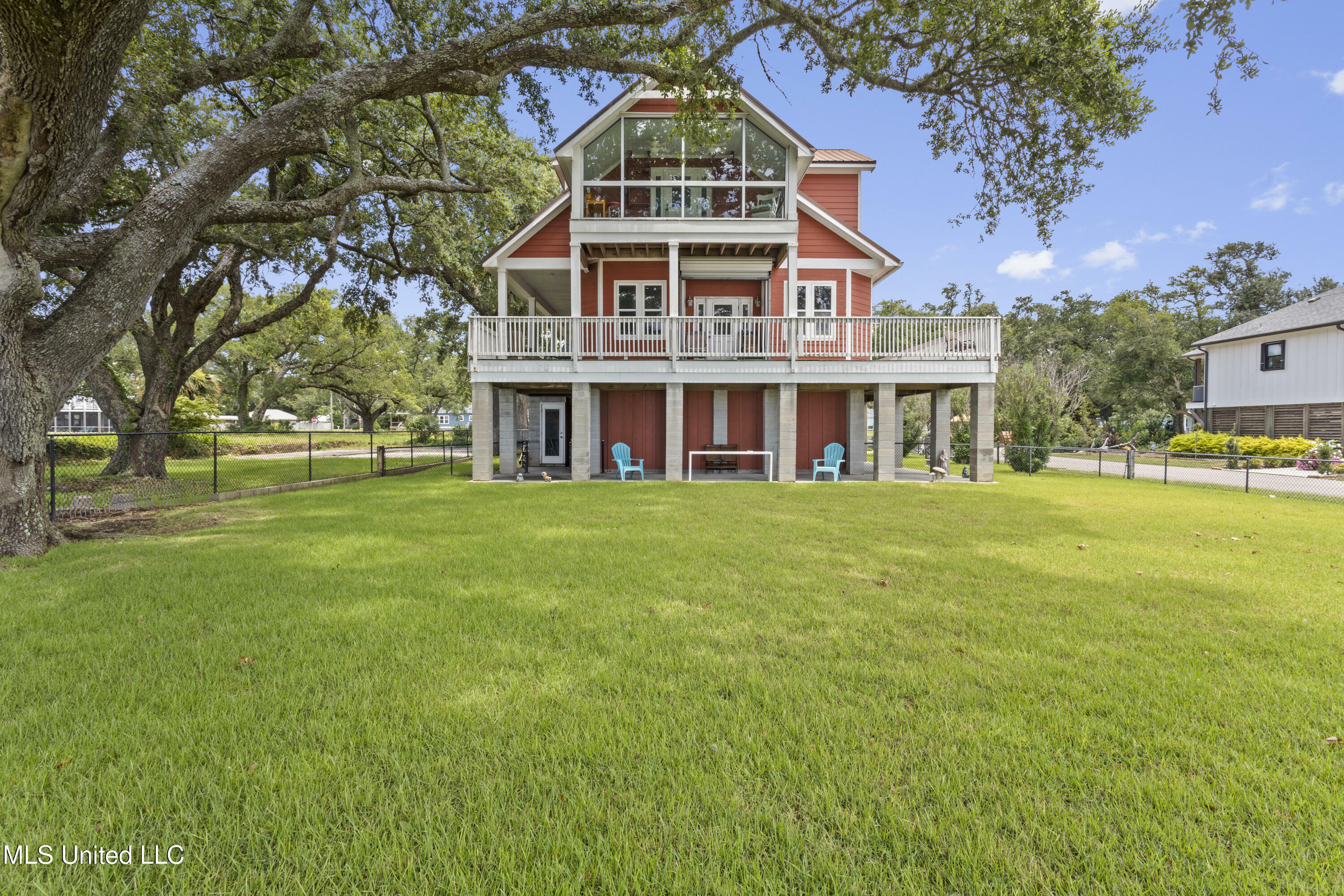 5200 W Beach Boulevard  Gulfport MS 39501 photo