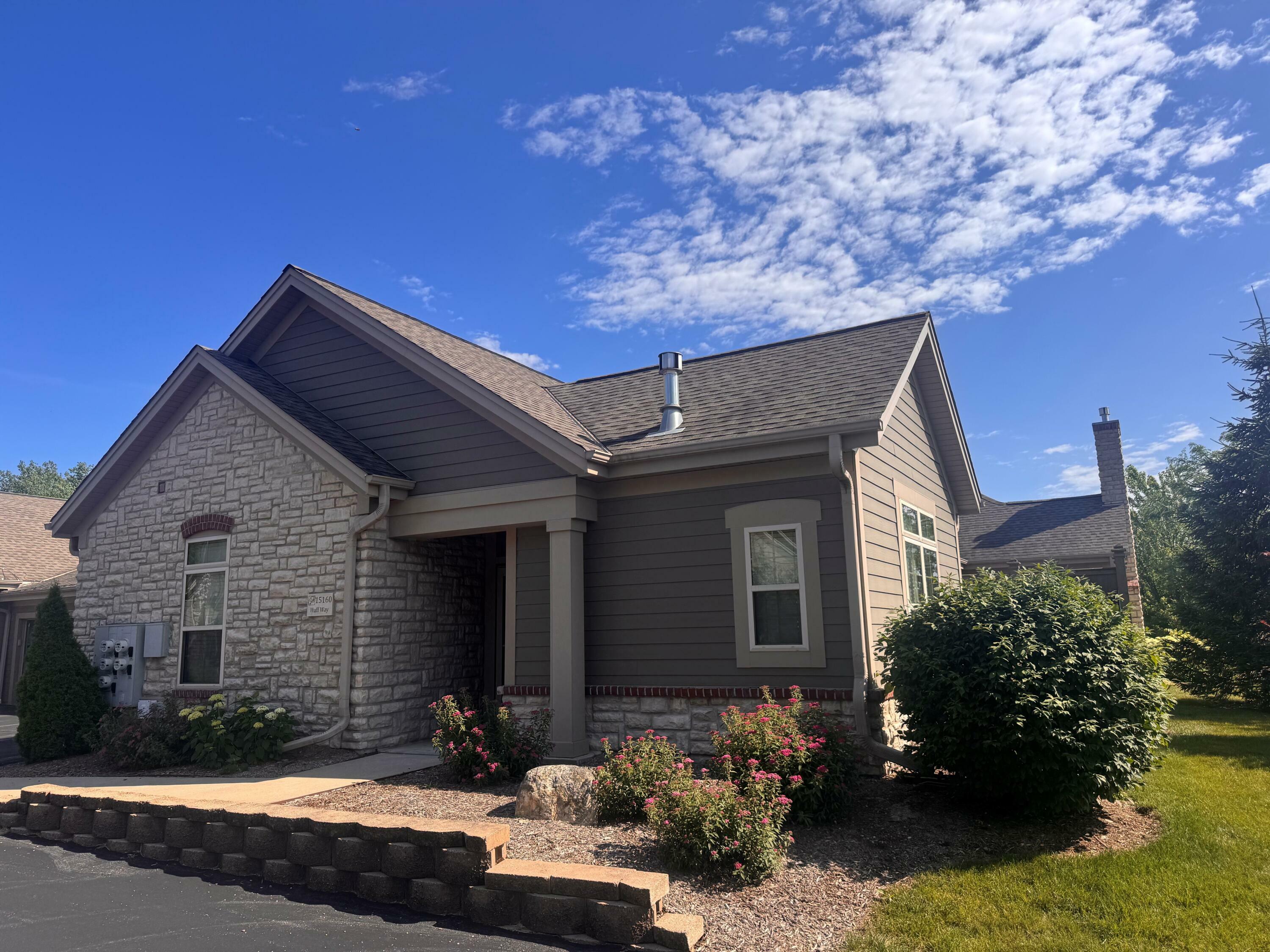 Property Photo: 15160 Huff Way 7-119 WI 53005