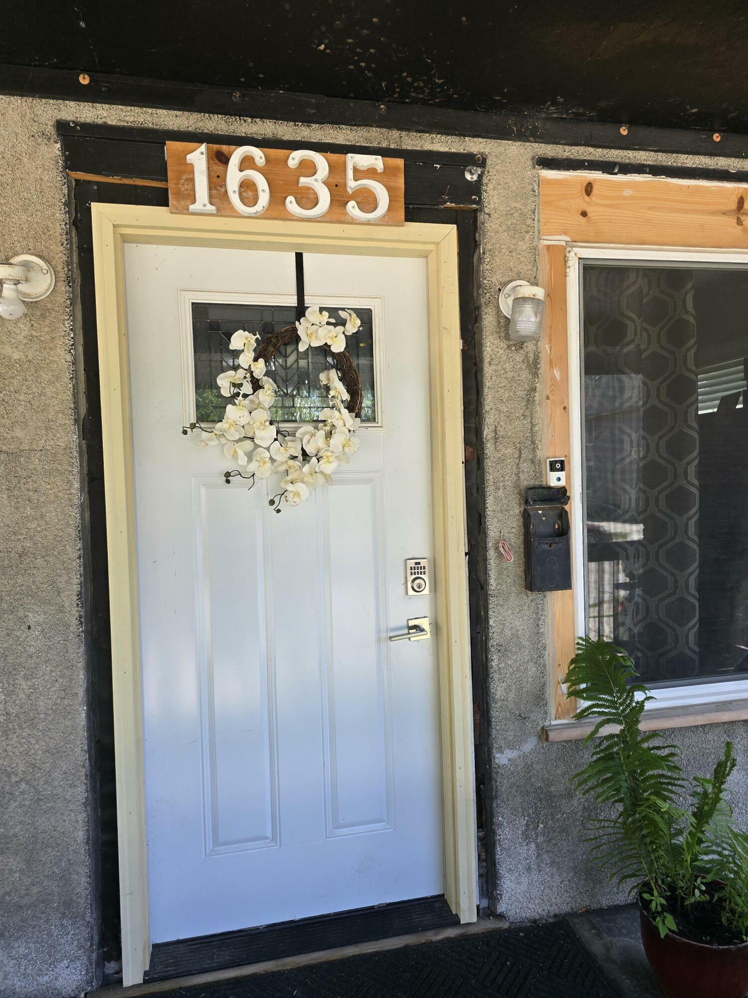 Property Photo:  1635 Grand Ave  WI 53403 
