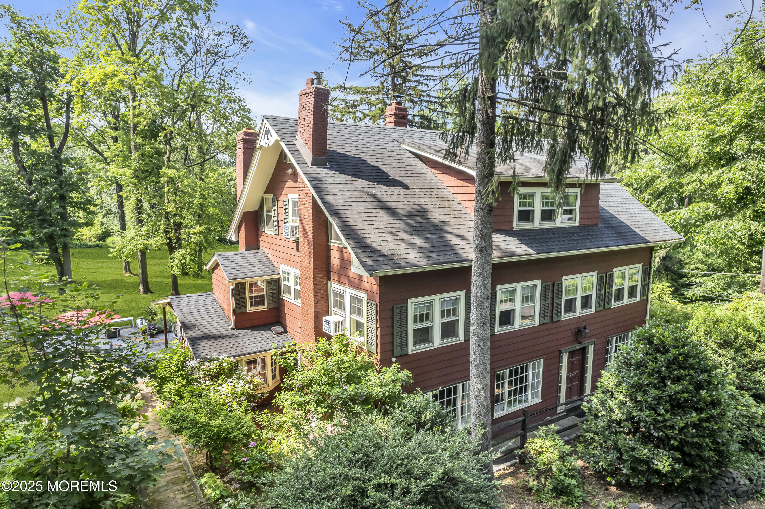 Property Photo: 2041 Raritan Road NJ 07076