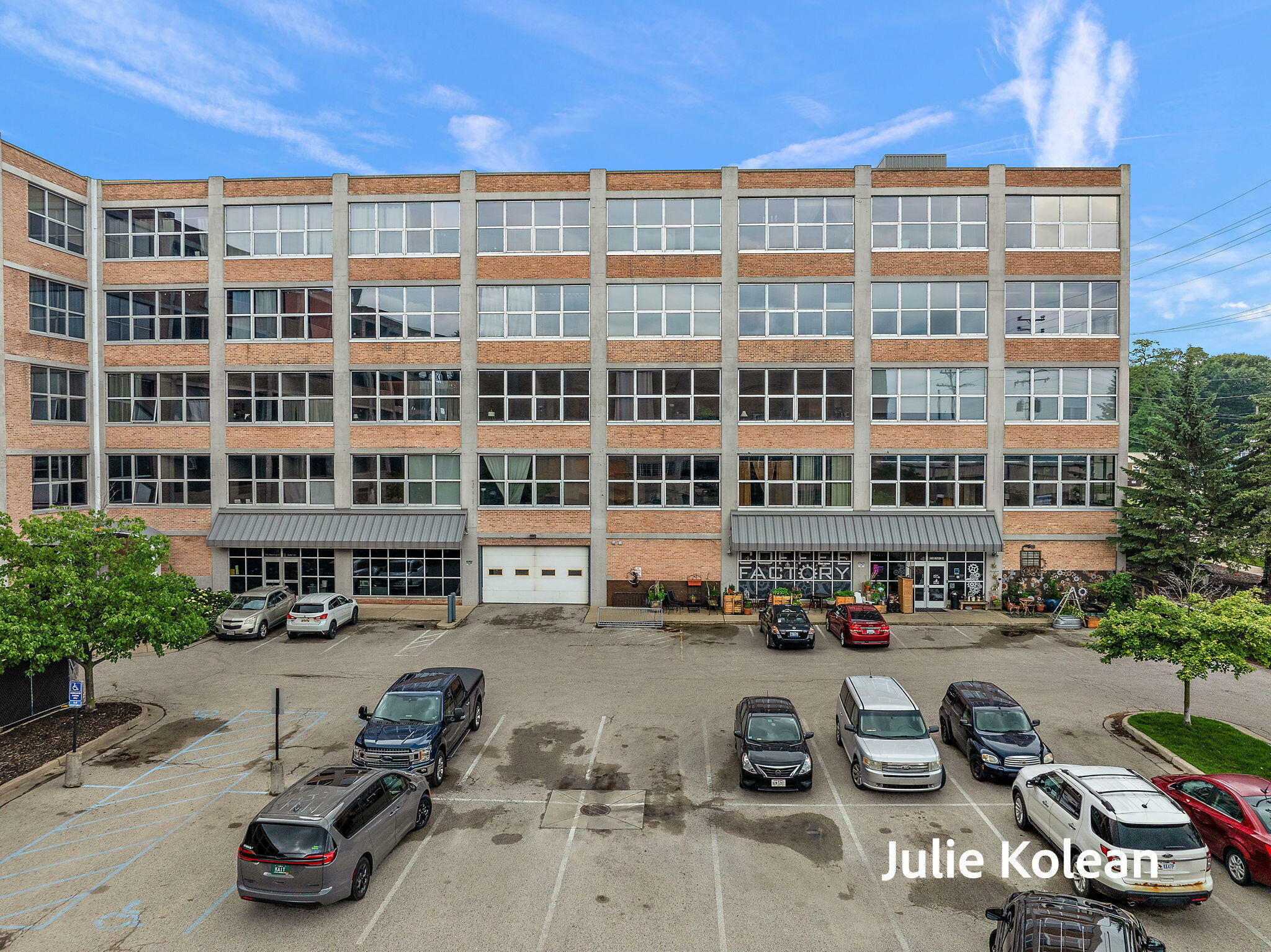 Property Photo:  930 Washington Avenue  MI 49441 