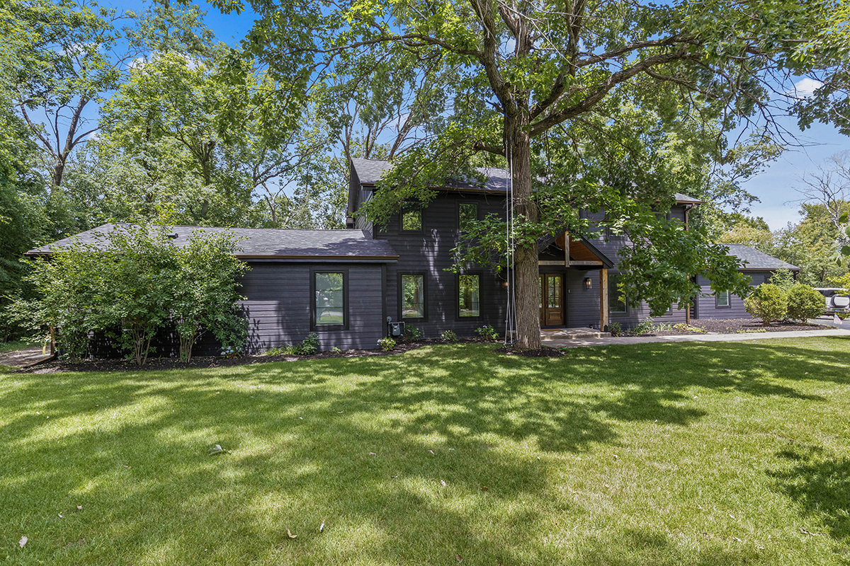 Property Photo:  692 S Waukegan Road  IL 60045 