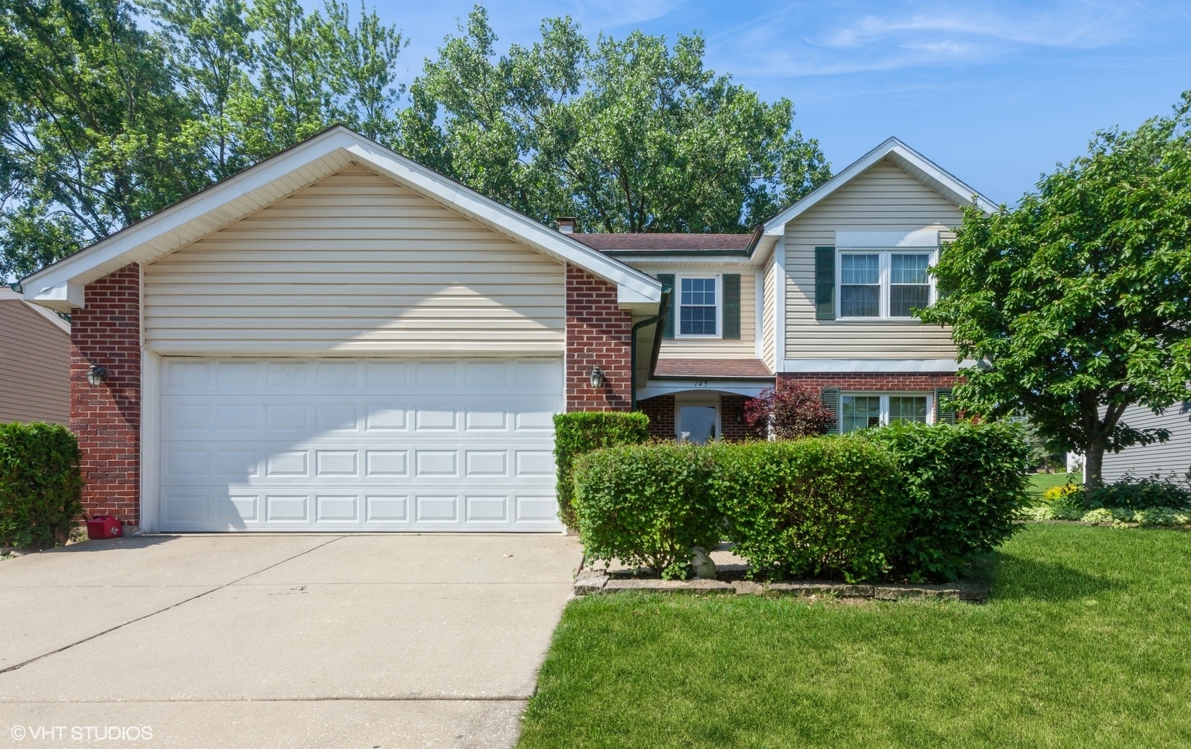 145 Rumsey Place  Westmont IL 60559 photo