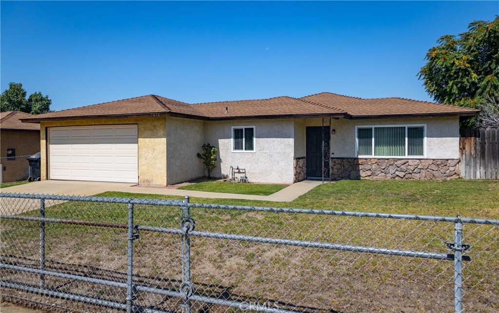 Property Photo:  7870 Williams Road  CA 92336 