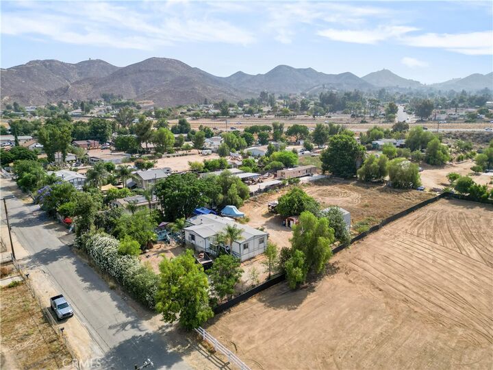 Property Photo:  33462 Loquat St  CA 92595 