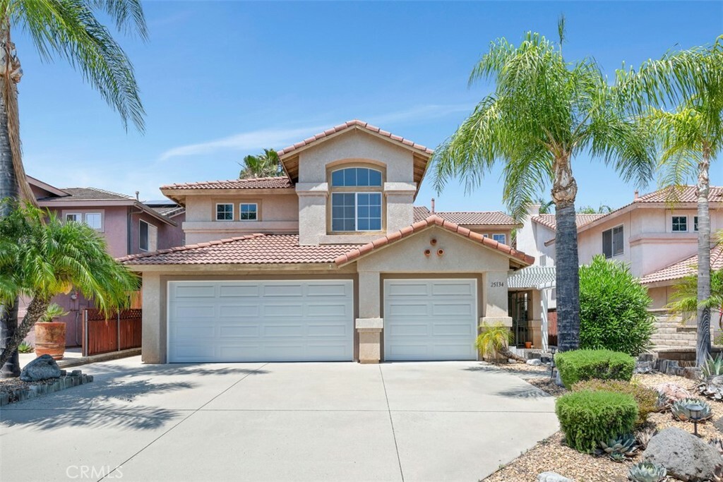 Property Photo: 25134 Calle Viejo CA 92563