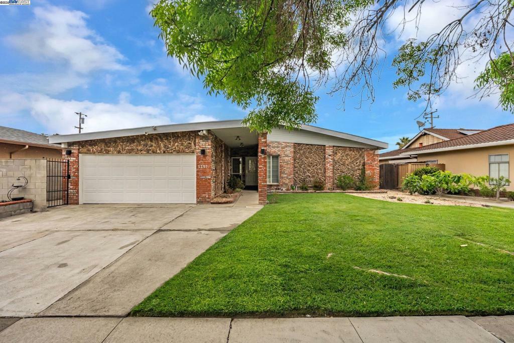 3757 Savannah Rd  Fremont CA 94538 photo