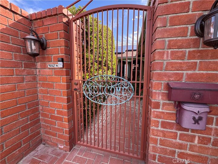 Property Photo:  433 Oakmont Drive  CA 92311 