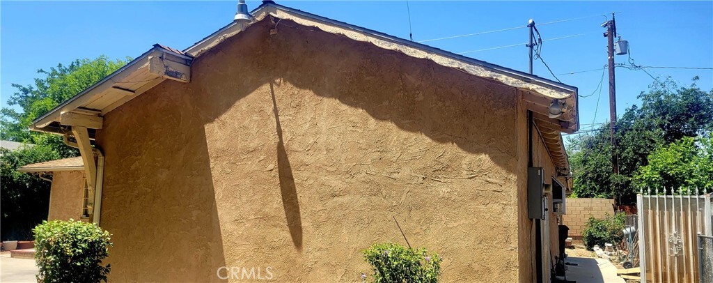 Property Photo:  2570 W 6th Street  CA 92410 