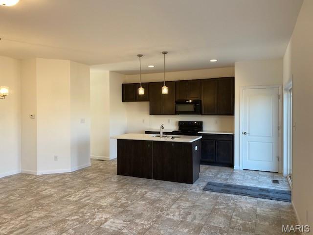 Property Photo: 5 Rydal Place MO 63303