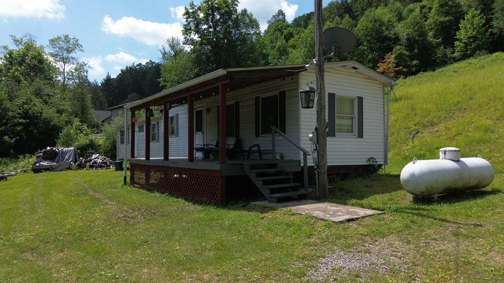 Property Photo:  7761 Pa-555  PA 15821 