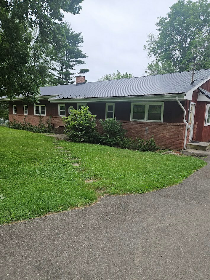 Property Photo:  5 Courtly Circle  NY 13827 