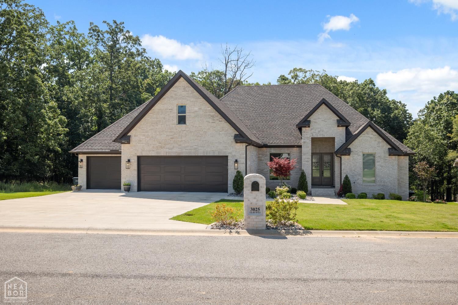 Property Photo: 3025 Mallard Pointe Lane AR 72404