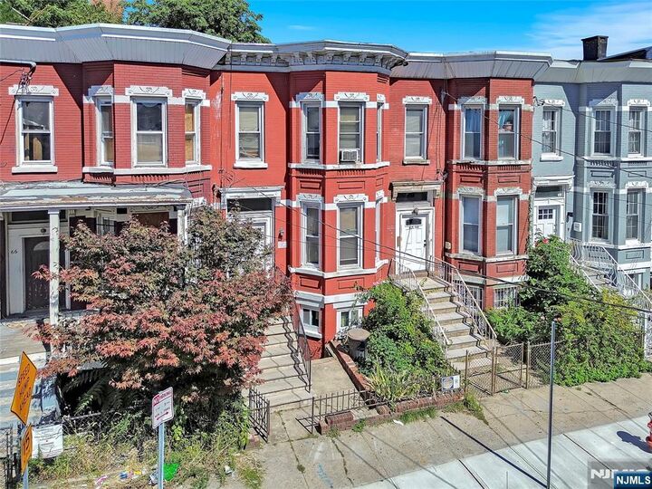 Property Photo:  62-5 Oak Street  NJ 07304 