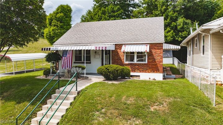Property Photo: 1713 26th Street WV 26101