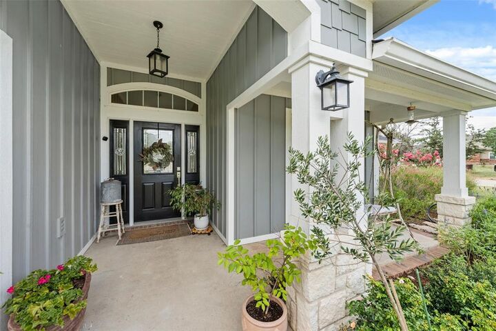 Property Photo: 306 Kash Derrick Drive TX 76633