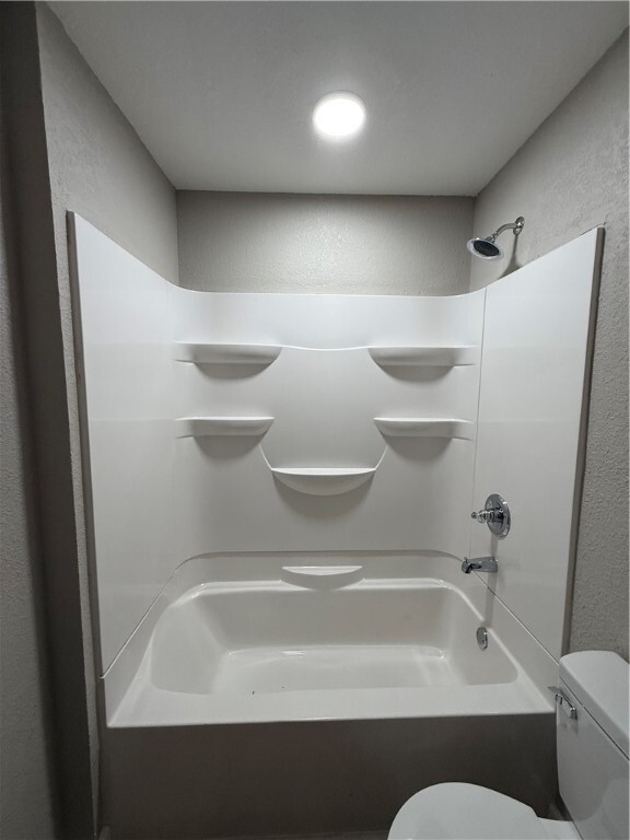 Property Photo:  617 E E  AR 72801 