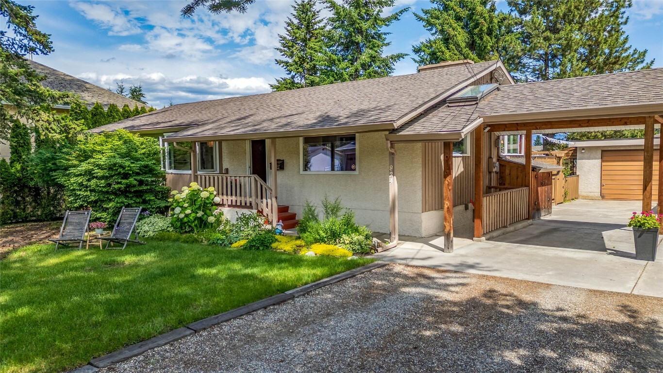 824 Raymer Road  Kelowna BC V1W 1J8 photo