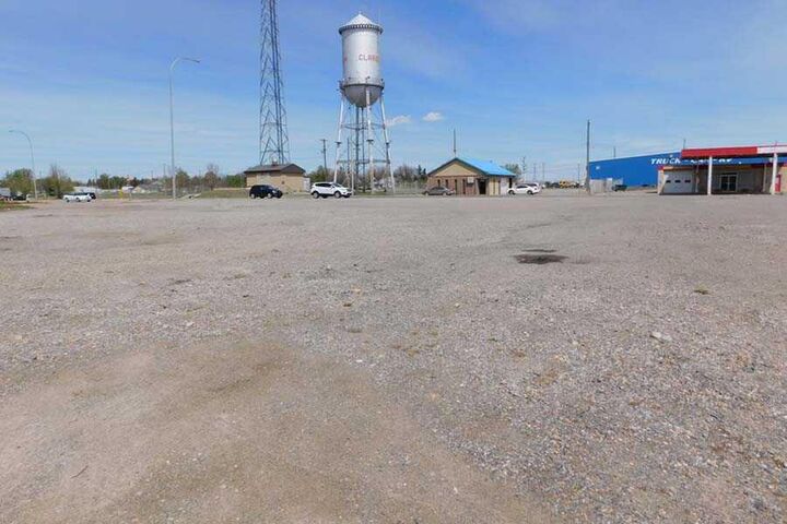 Property Photo: 4419 1 St Street W AB T0L 0T0