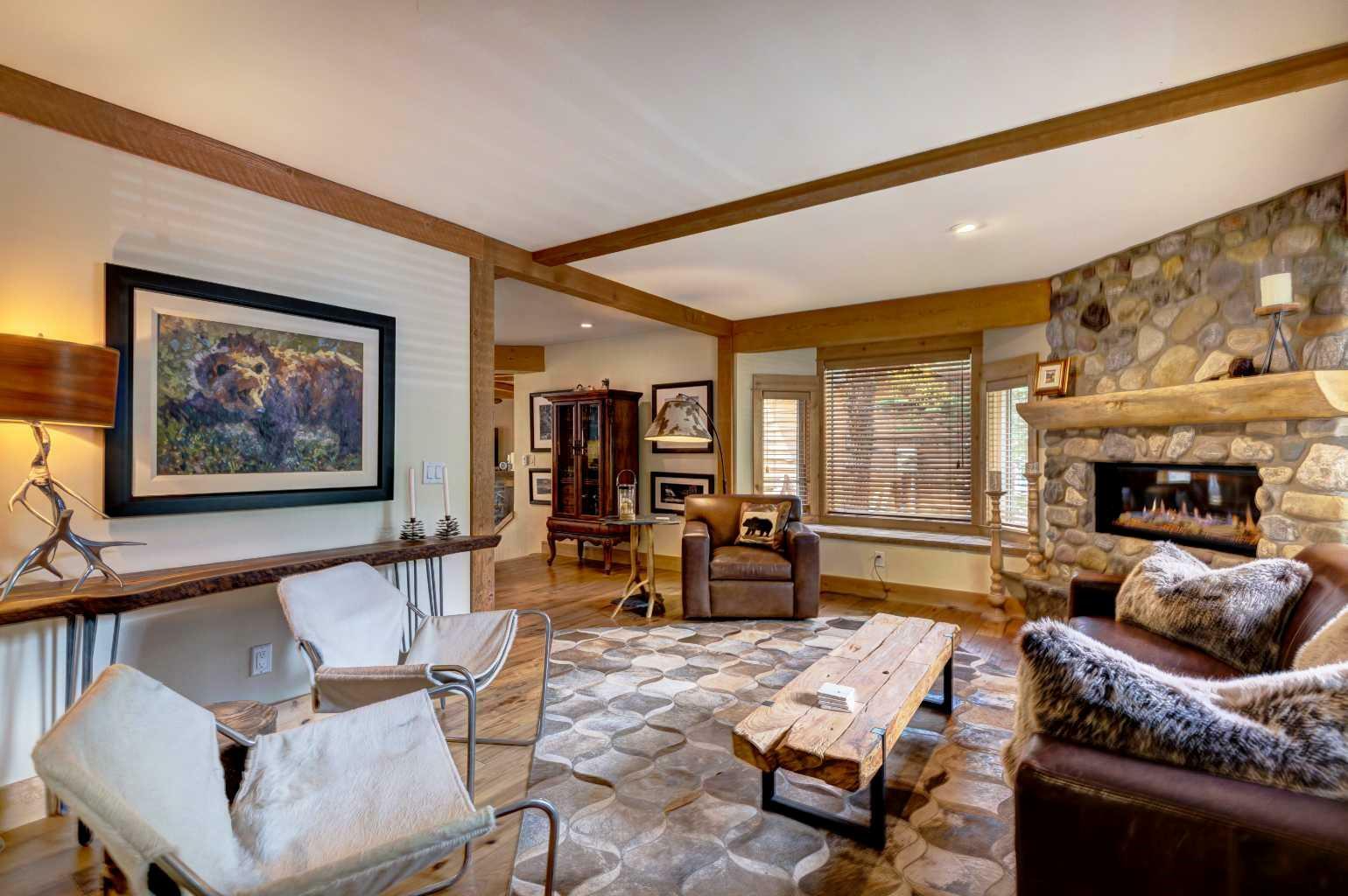 Property Photo: 211 Glen Crescent AB T1L 1A1